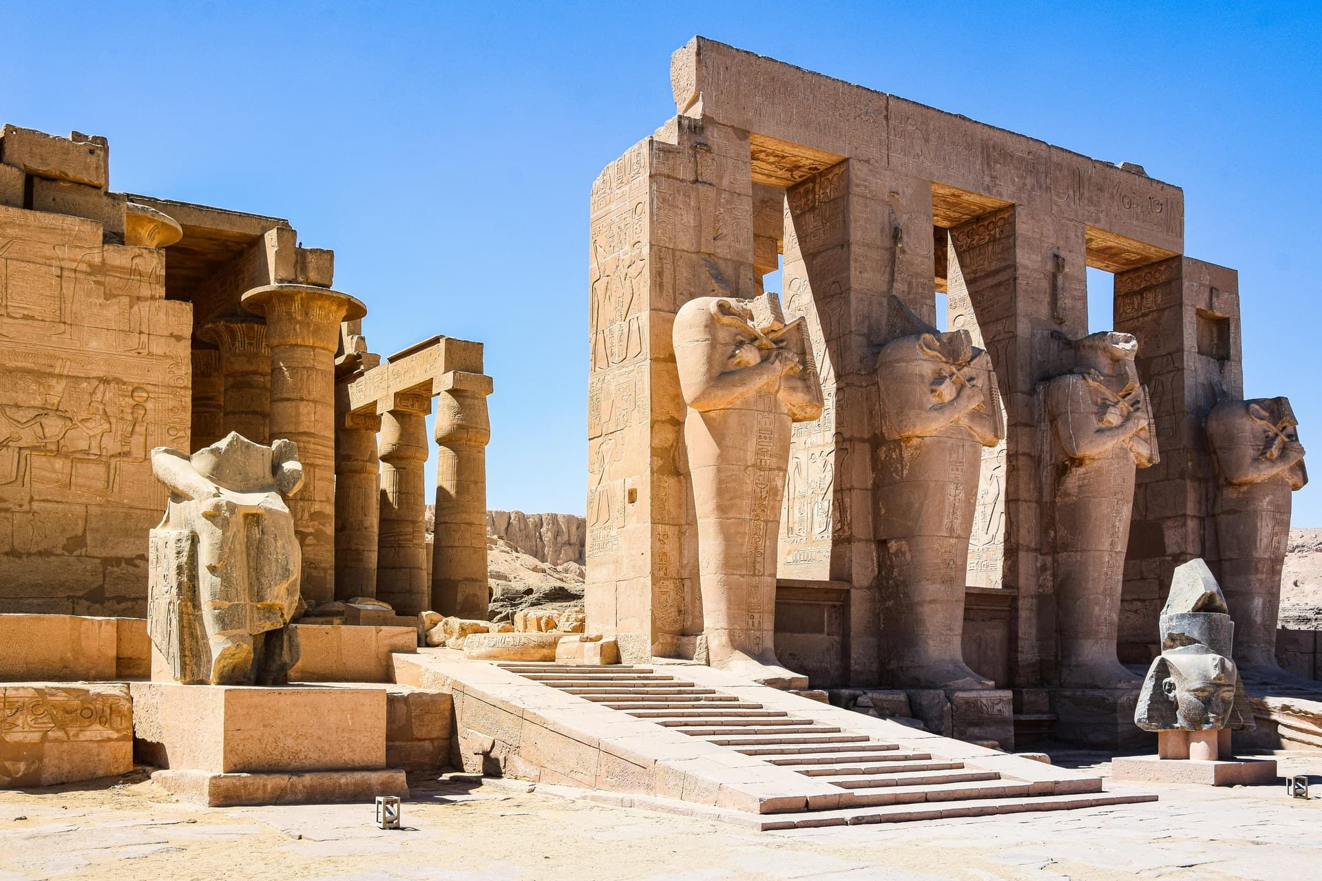 Medinet Habu — view 8