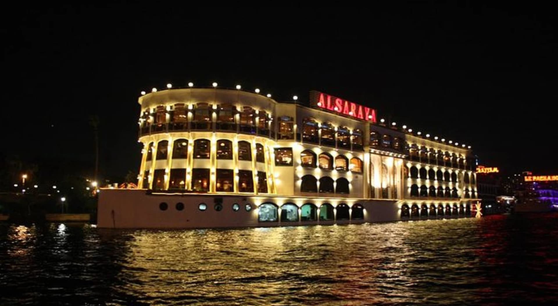 Dinner Cruise Maxim