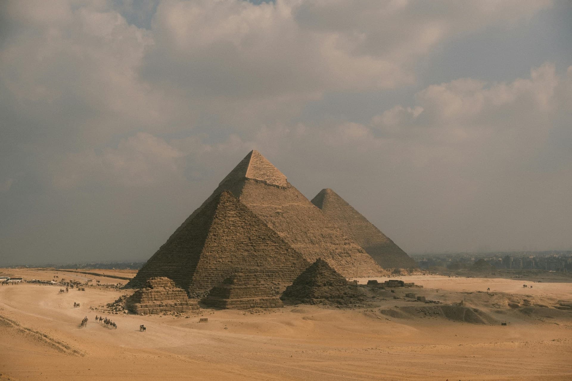 Pyramids of Giza — view 6